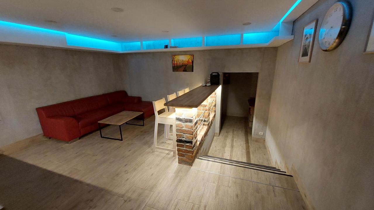דירות וילנה Fun And Chill Patalpu Ir Pirties Nuoma מראה חיצוני תמונה